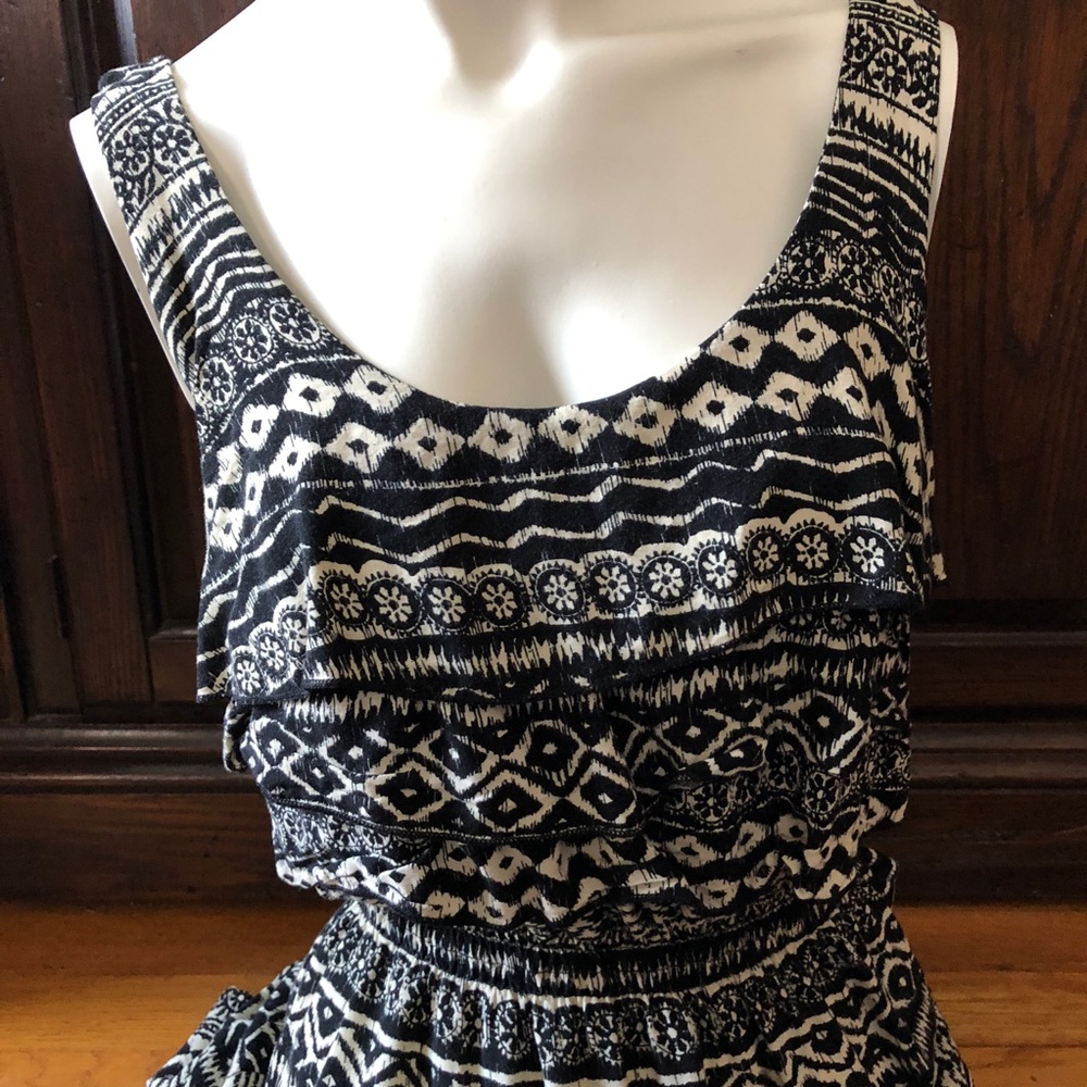 Aztec Ruffle Front Dress - Picture 3 of 8